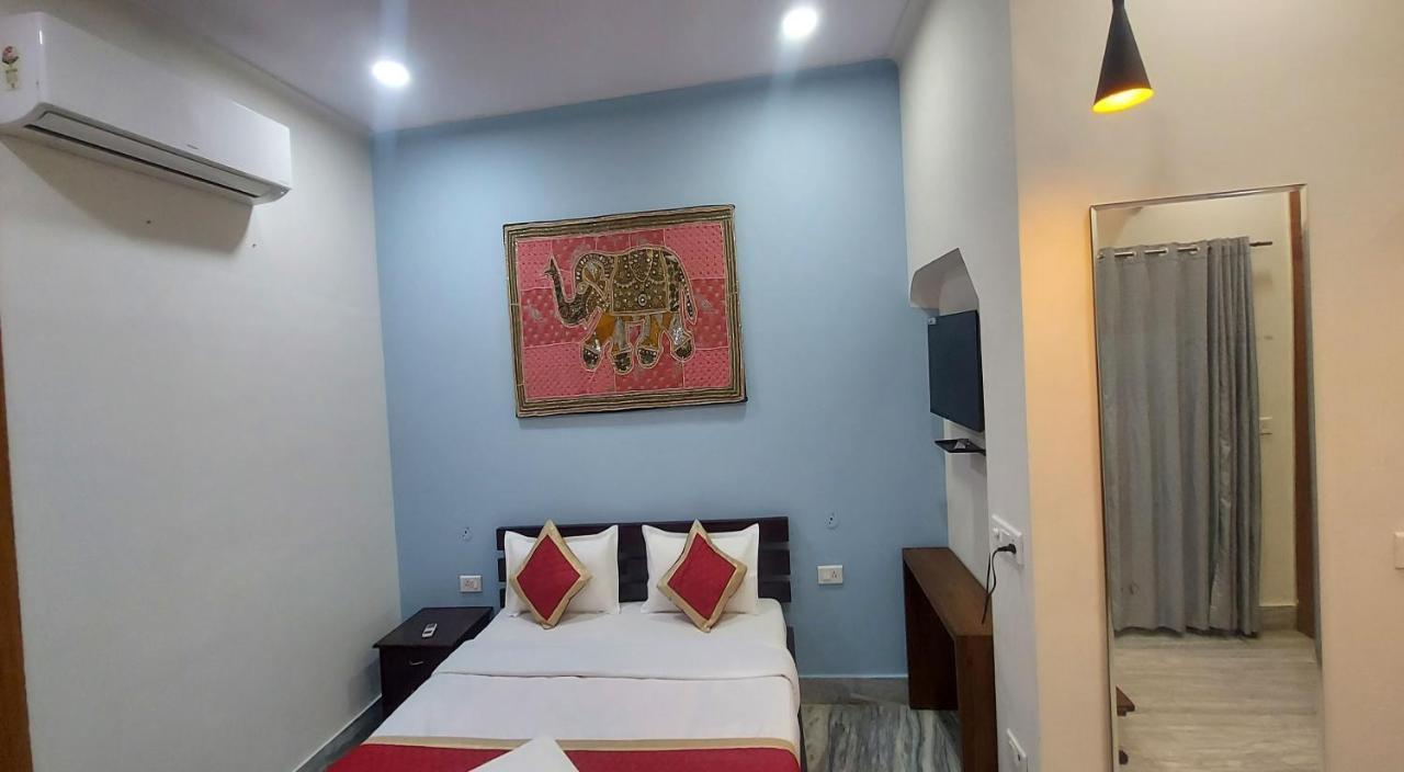 Hotel Natraj Palace 斋浦尔 外观 照片